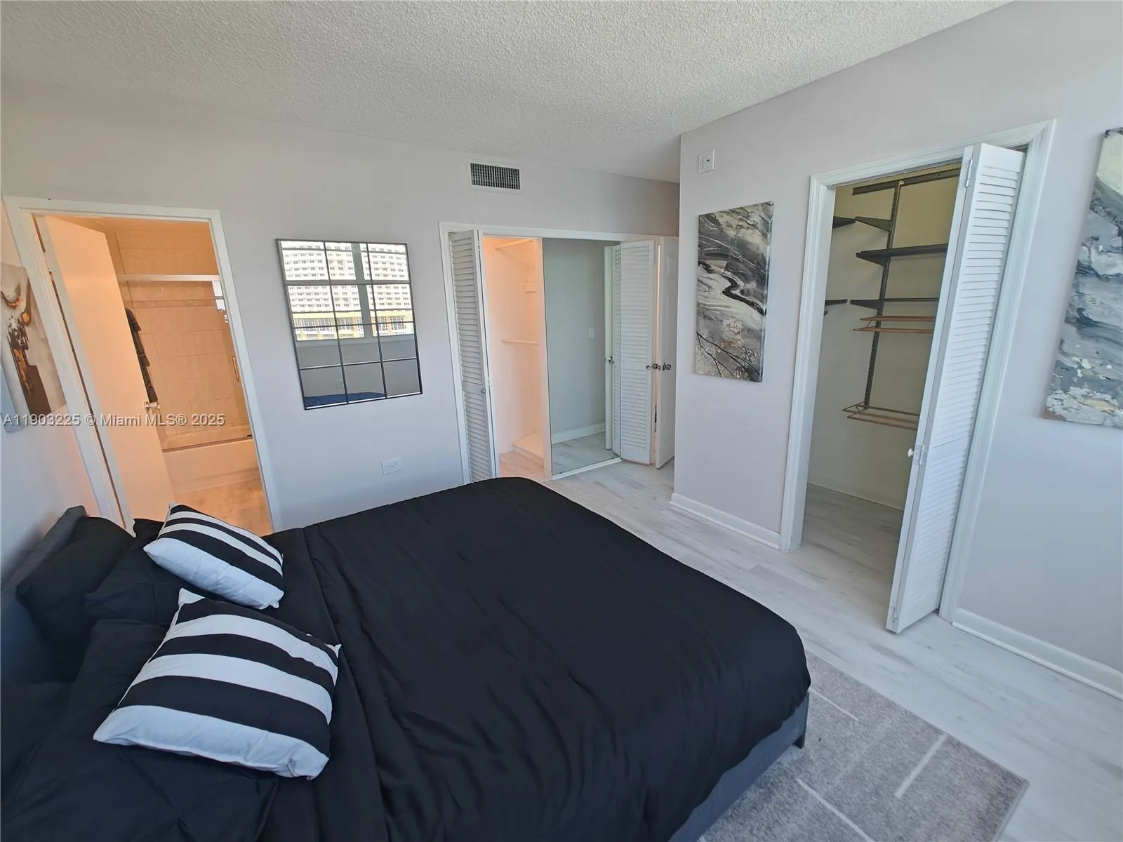 801 Brickell Bay Dr # 970, Miami, FL 33131 photo 7