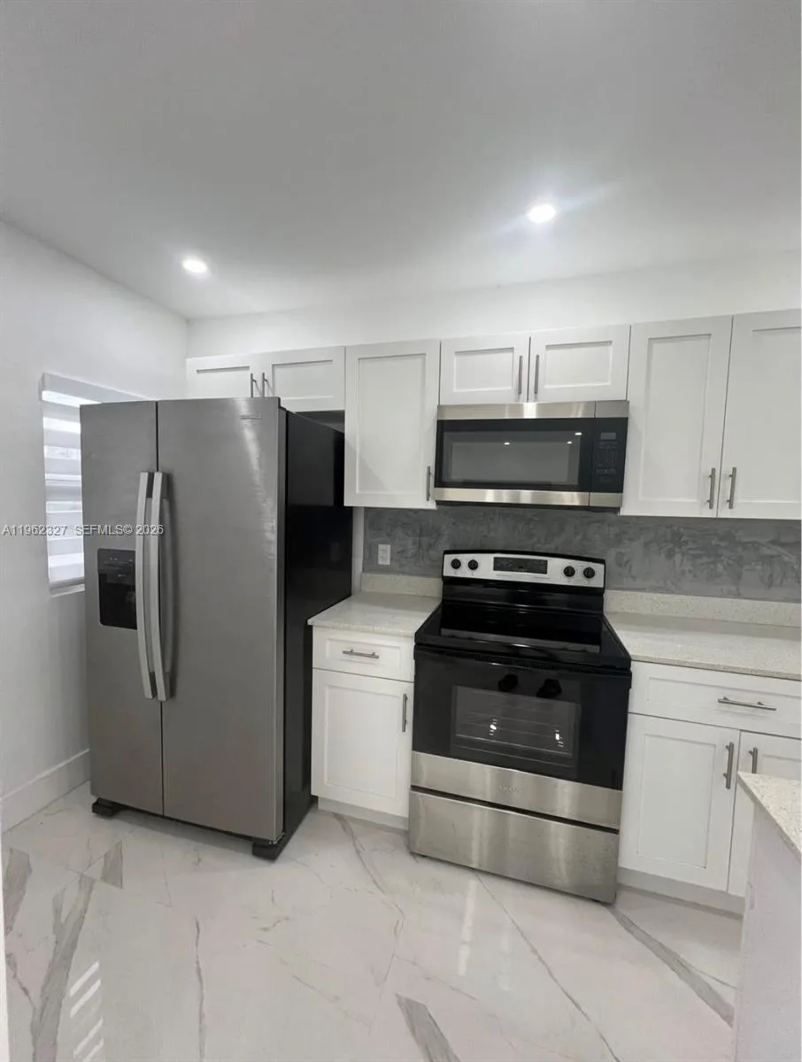 1015 S 17th Ave # 10, Hollywood, FL 33020 photo 3