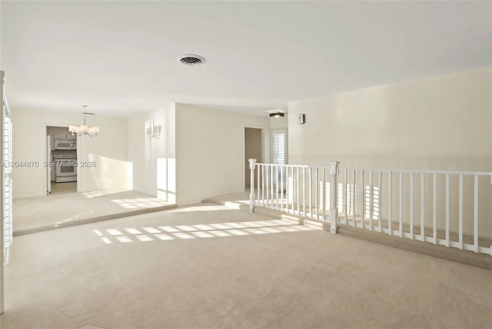 7520 SW 164th St, Palmetto Bay, FL 33157 photo 4