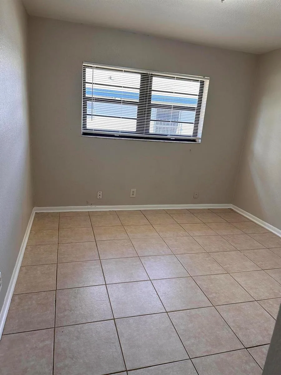 50 NW 8th Avenue # 1, Dania Beach, FL 33004 photo 4