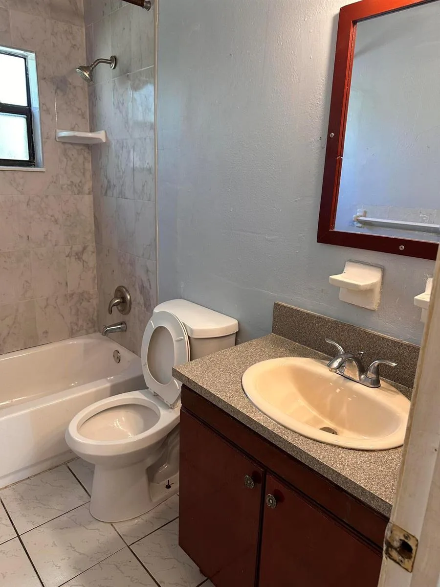 50 NW 8th Avenue # 1, Dania Beach, FL 33004 photo 7