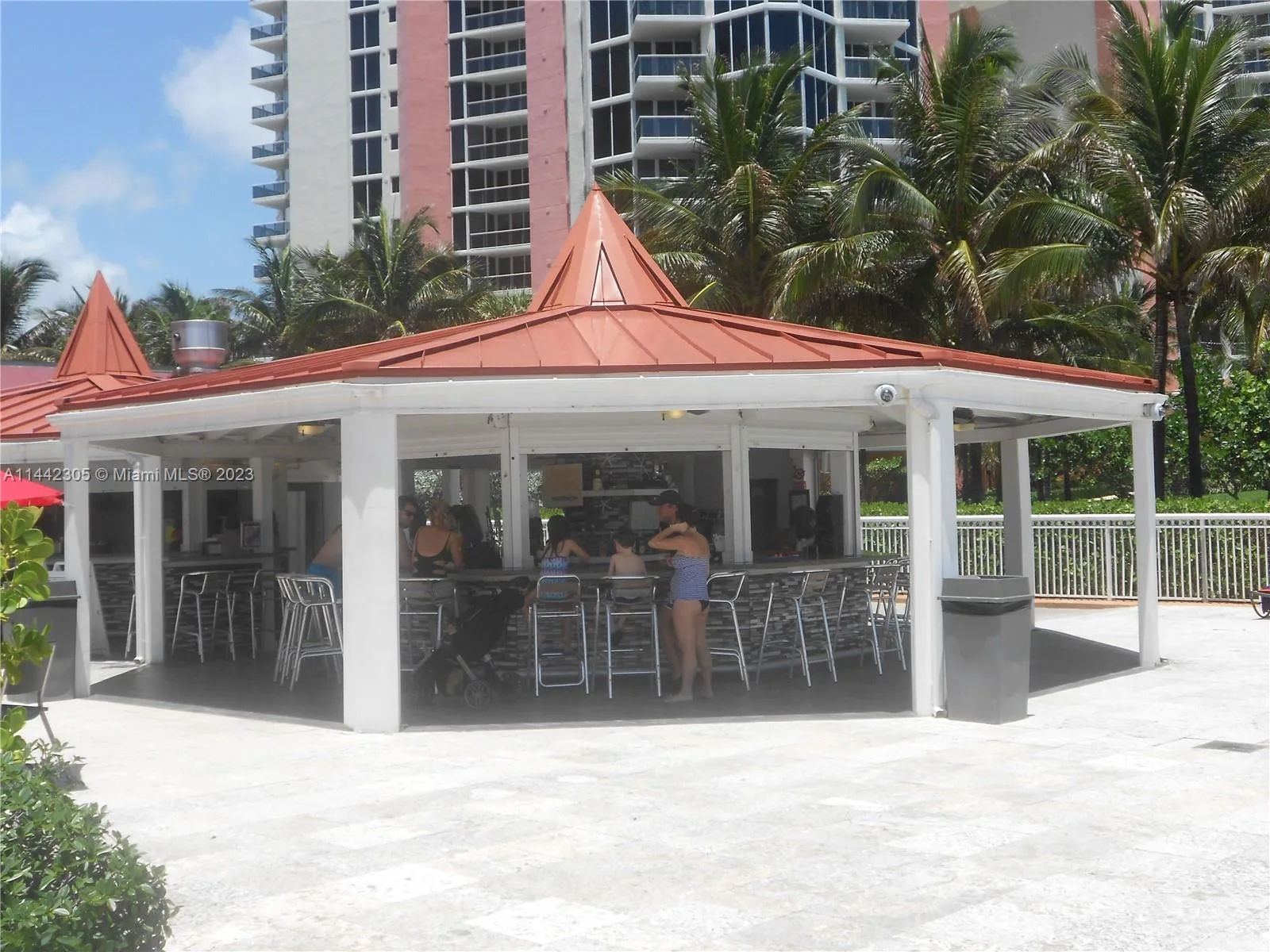 19201 Collins Ave # 637, Sunny Isles Beach, FL 33160 photo 4