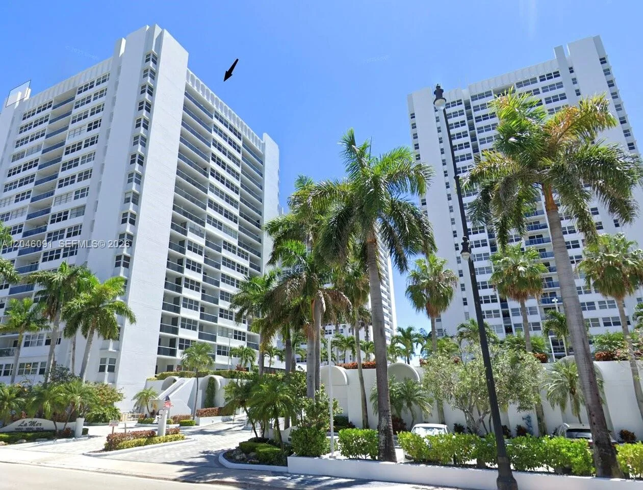 1880 S Ocean Dr # 807, Hallandale Beach, FL 33009
