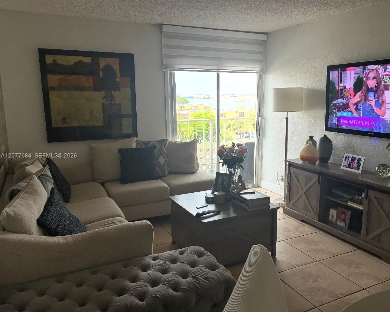 4550 NW 9th St # 821E, Miami, FL 33126 photo 2