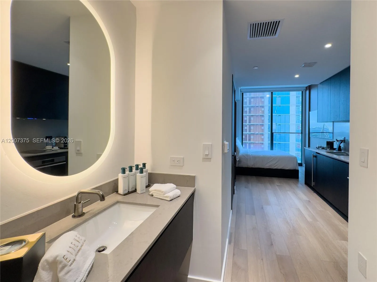 20 NE 11th St # 3006B, Miami, FL 33132 photo 10