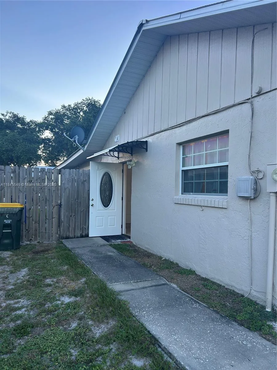 4617 Navarre Ave # C, Sebring, FL 33872