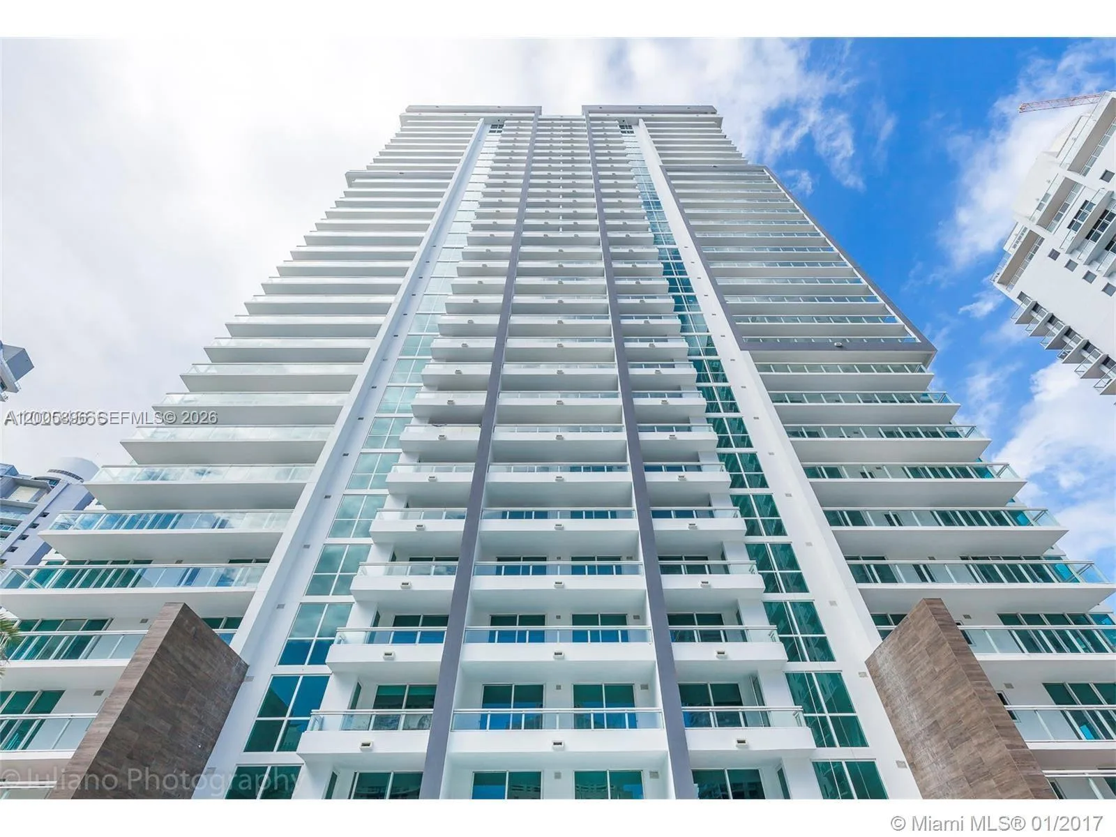 1080 Brickell Av # 2209, Miami, FL 33131
