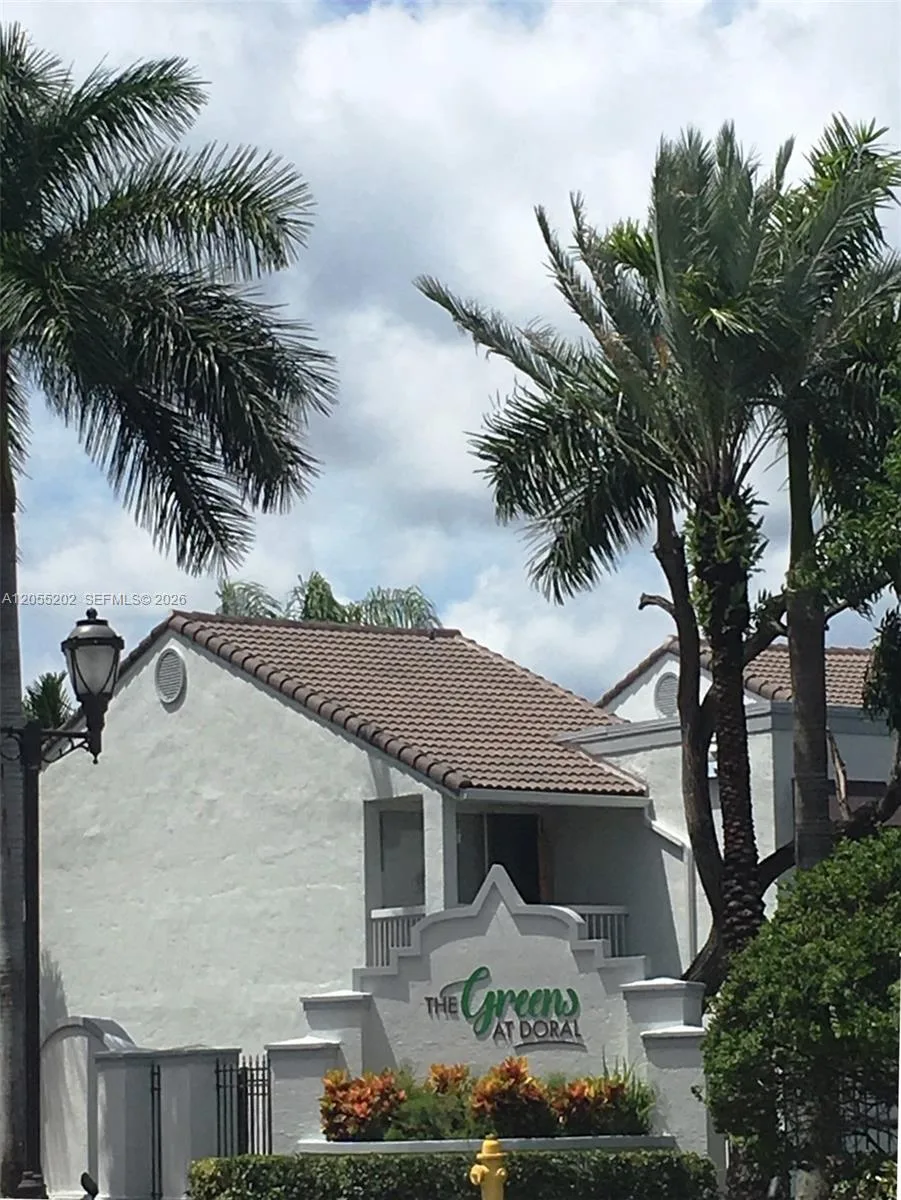 4860 NW 97th Pl # 276, Doral, FL 33178