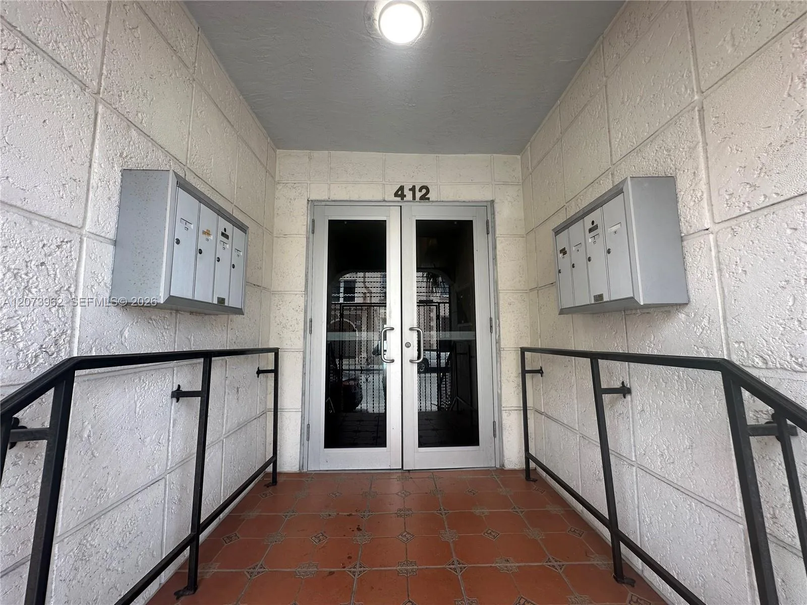 412 SW 10th Ave, Miami, FL 33130 photo 4