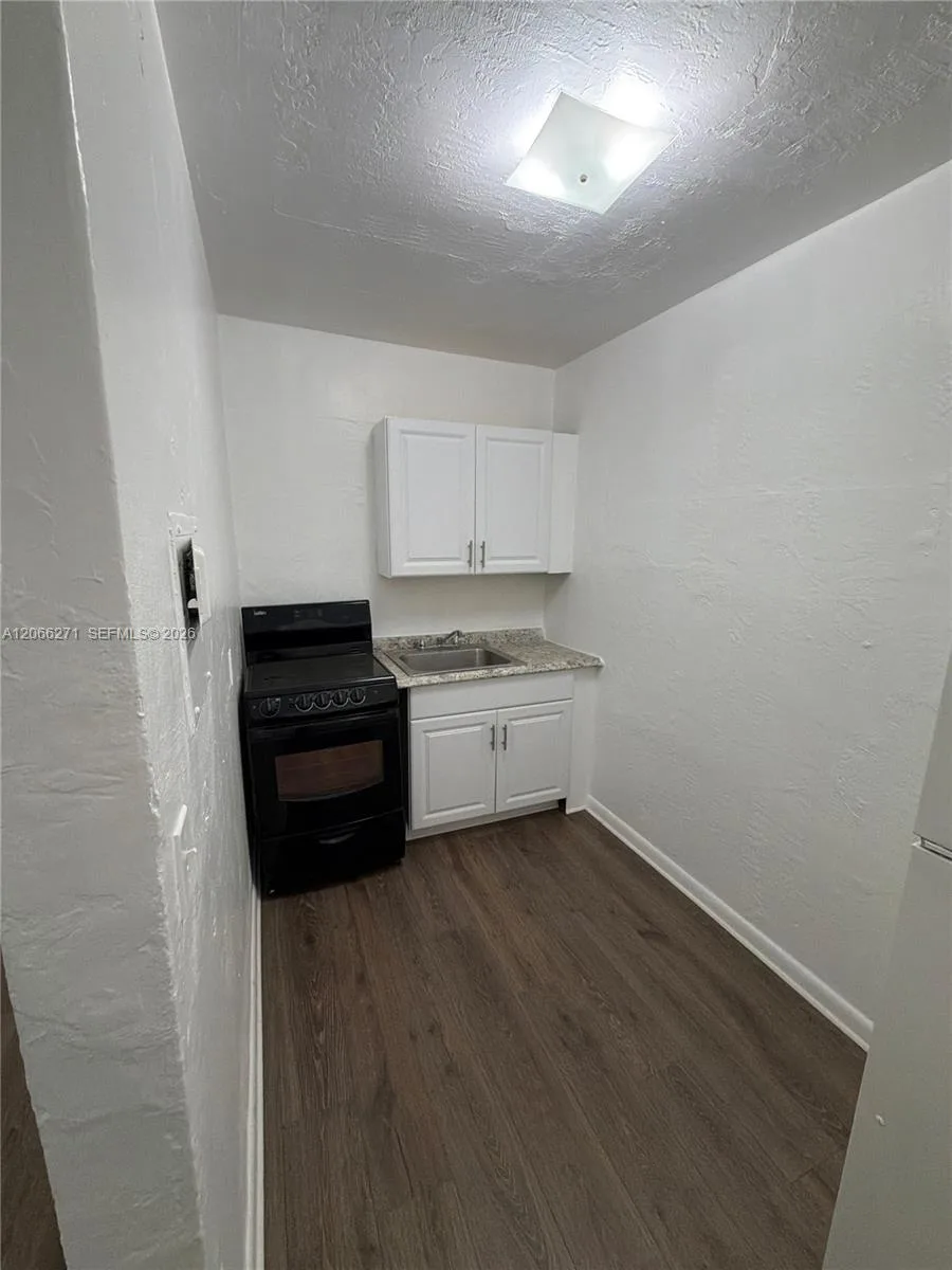 3669 Thomas Ave # 8, Miami, FL 33133 — zdjęcie 2