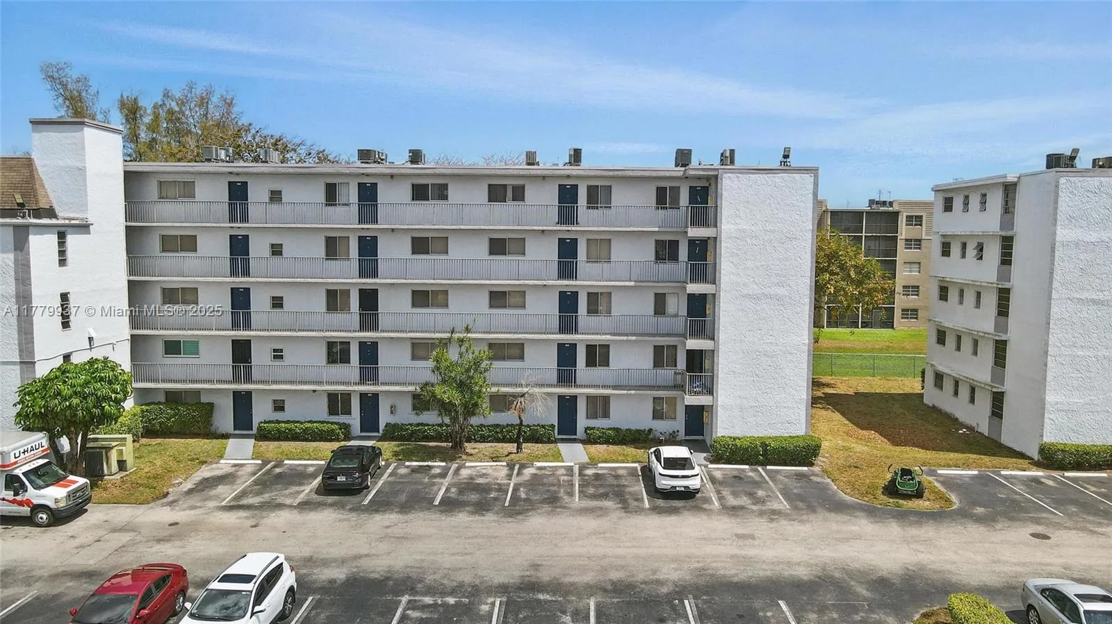 8540 N Sherman Cir # 408, Miramar, FL 33025 photo 2