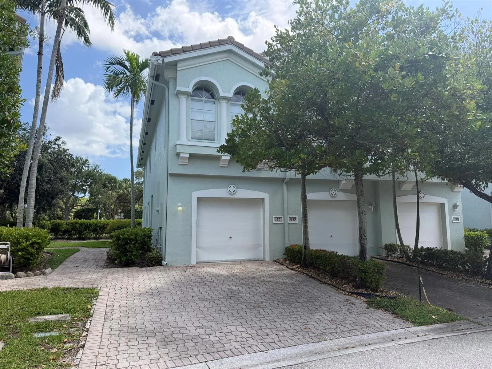 3251 LAUREL RIDGE Circle, Riviera Beach, FL 33404