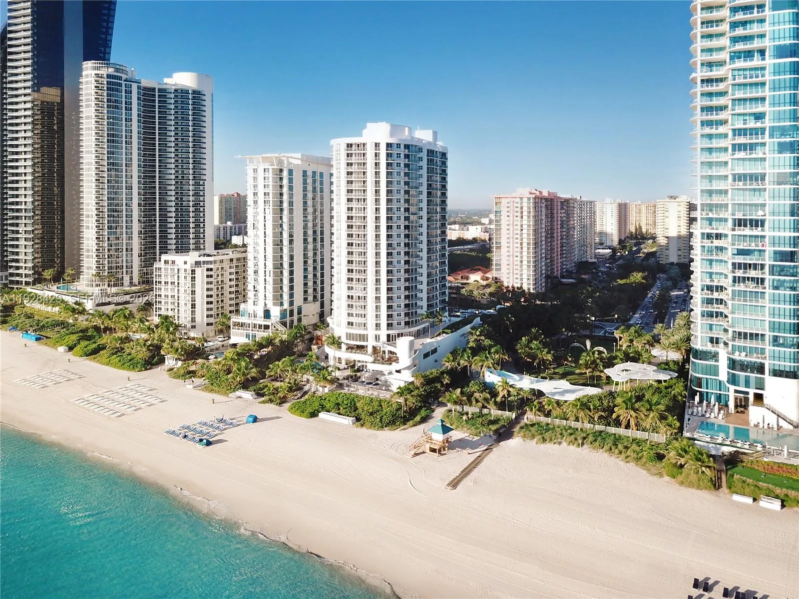 17375 Collins Ave # 601, Sunny Isles Beach, FL 33160 photo 2