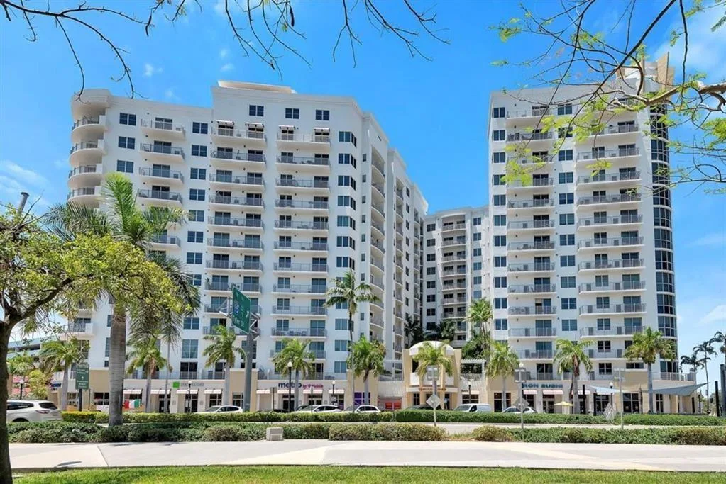 1830 RADIUS Drive # 1113, Hollywood, FL 33020
