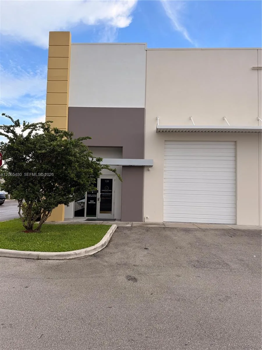 10891 NW 17th St # 139, Sweetwater, FL 33172