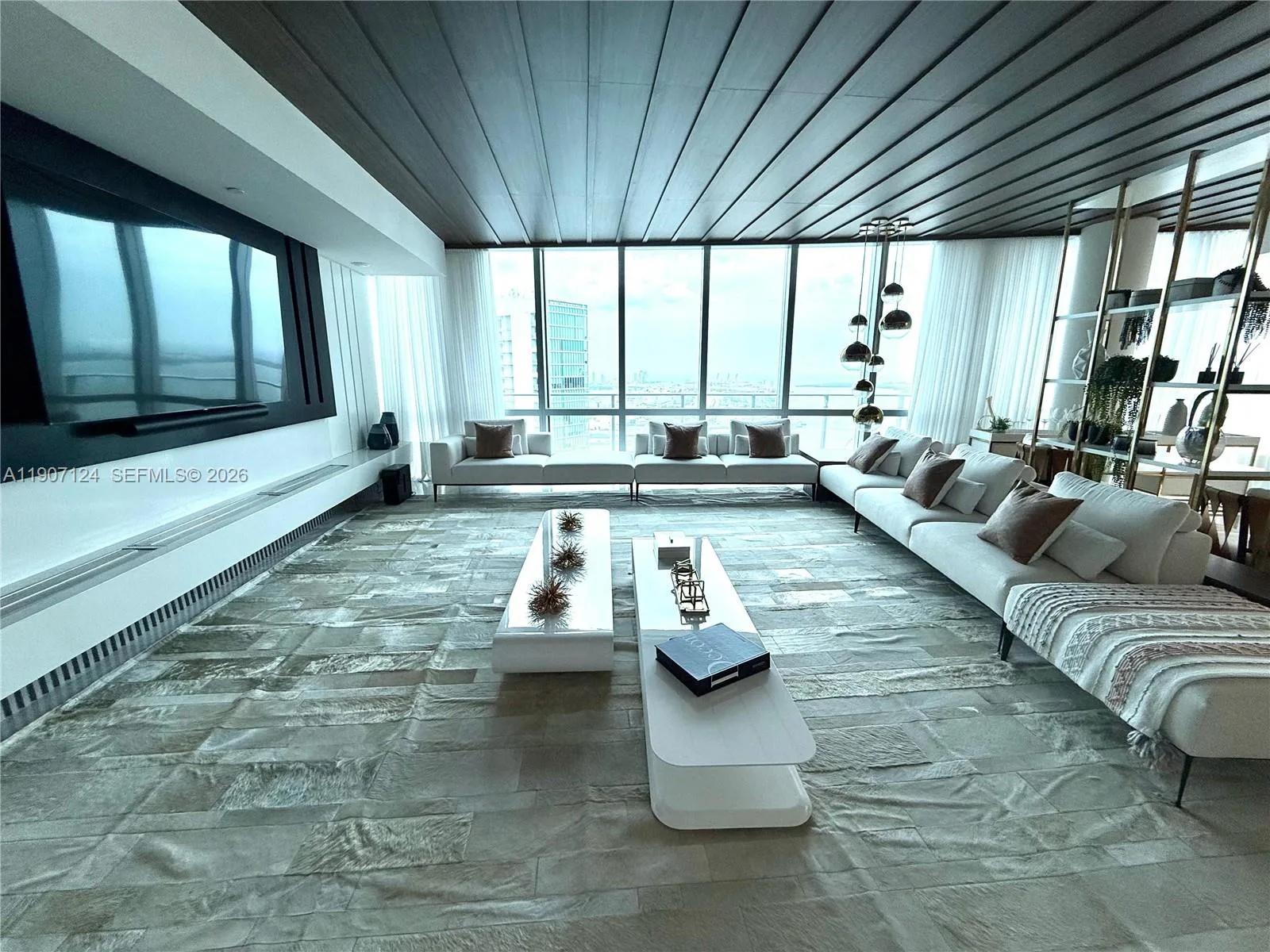 Paramount Miami Worldcenter Unit 4811 at 851 NE 1st Ave # 4811, Miami FL 33132 — photo 1