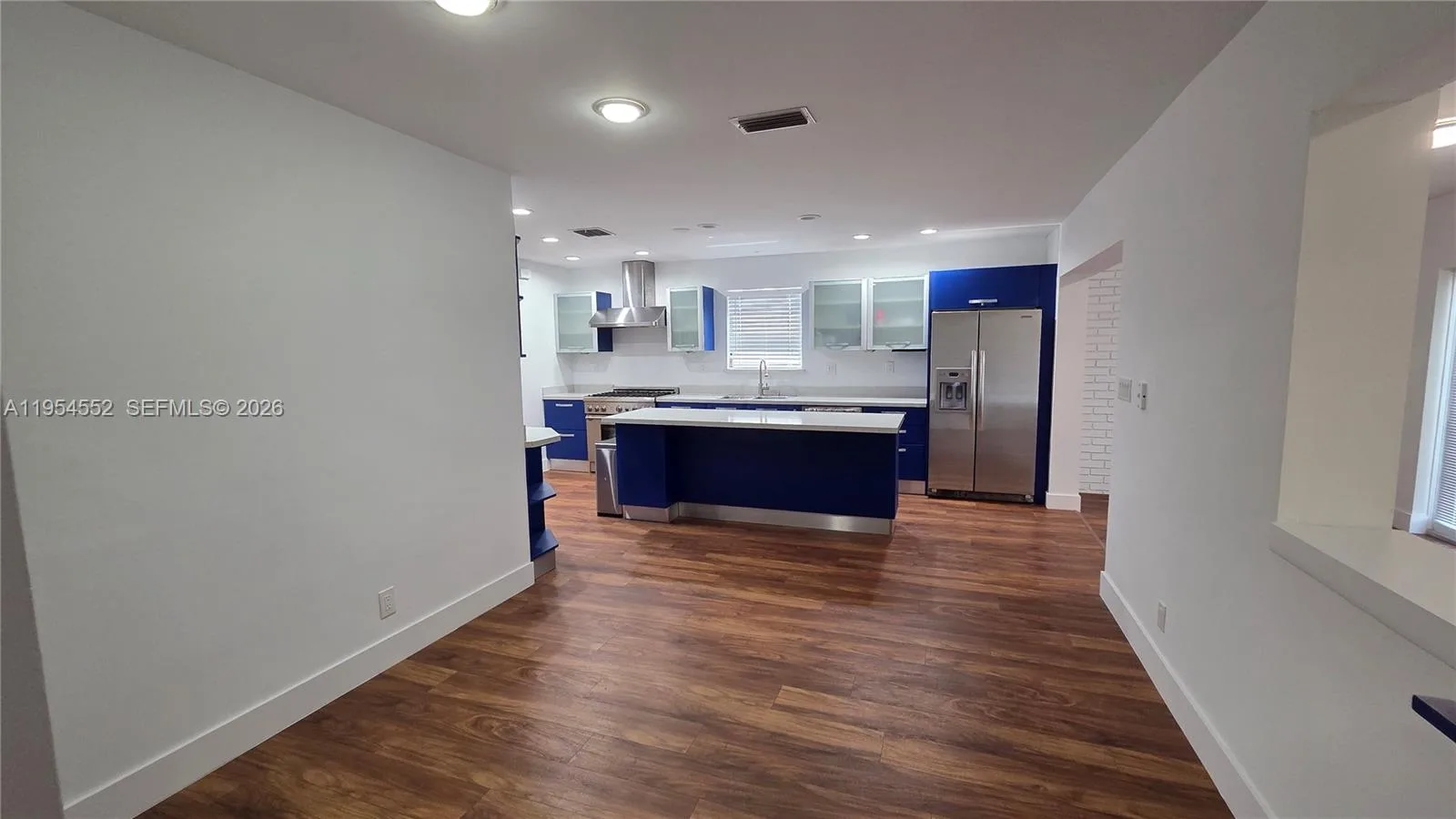 1245 Coral Ln, Hollywood, FL 33019 photo 13