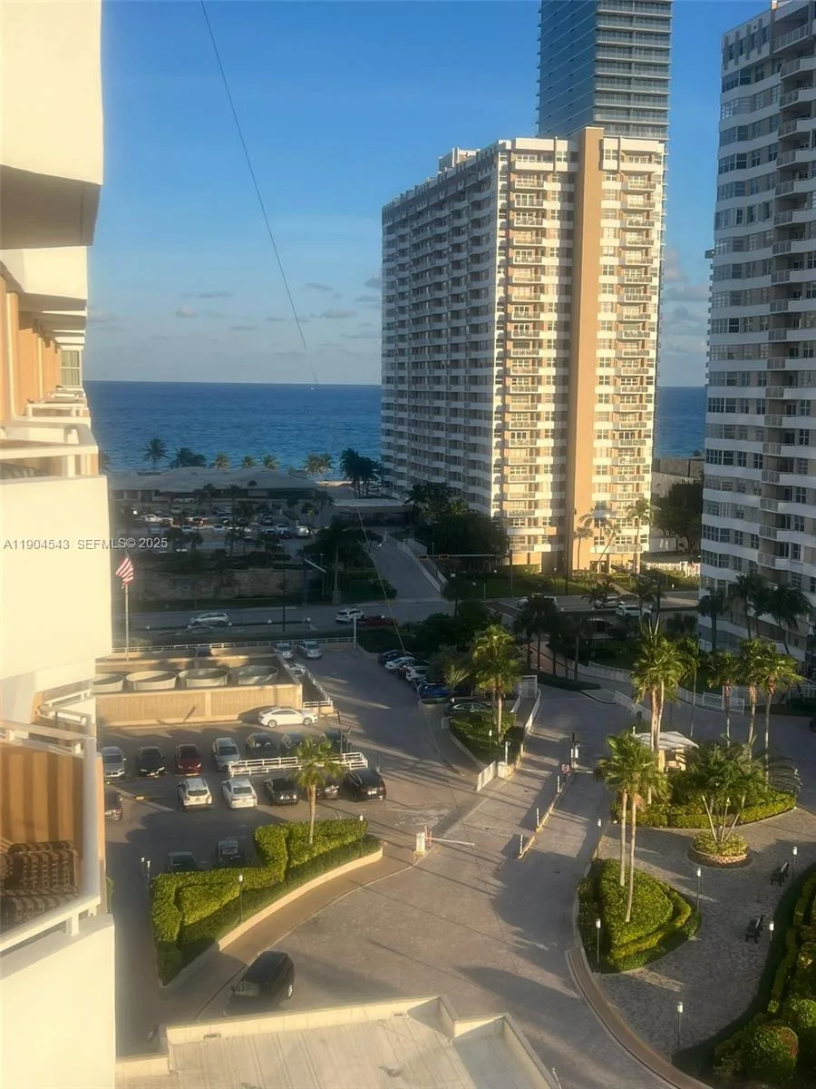 1965 S Ocean Dr # 10P, Hallandale Beach, FL 33009