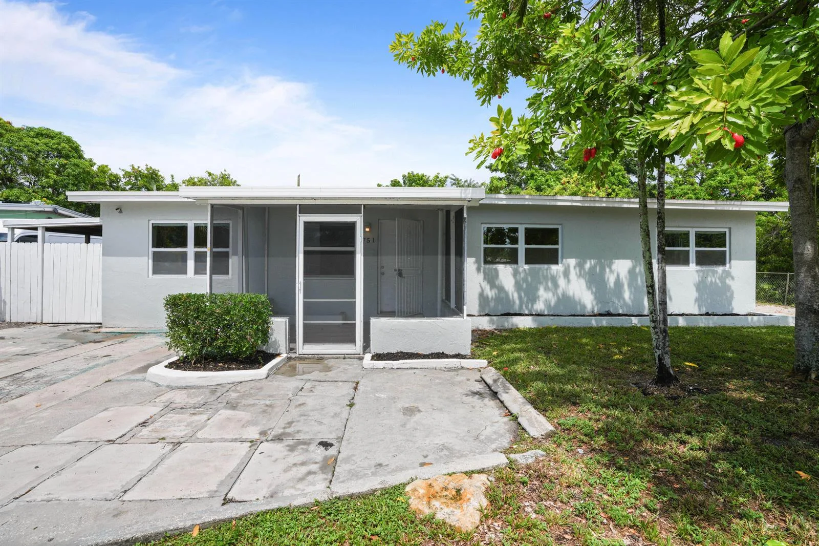 1751 LAUDERDALE MANOR Drive, Fort Lauderdale, FL 33311