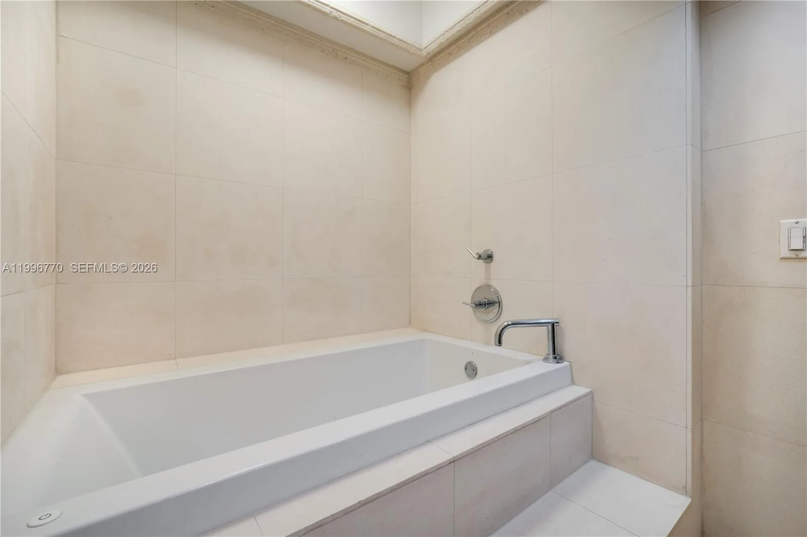 181 Crandon Blvd # 104, Key Biscayne, FL 33149 photo 10