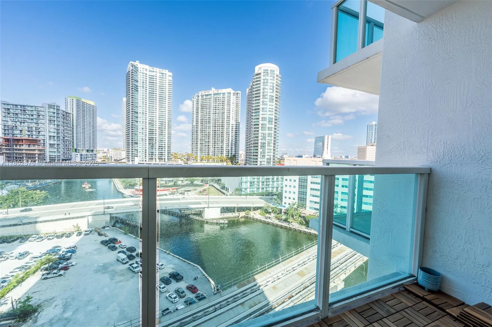 31 SE 5 ST # 1603, Miami, FL 33131 photo 2