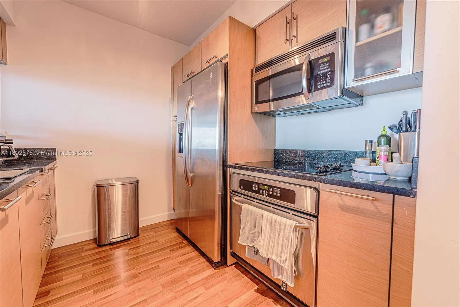 31 SE 5 ST # 1603, Miami, FL 33131 photo 6
