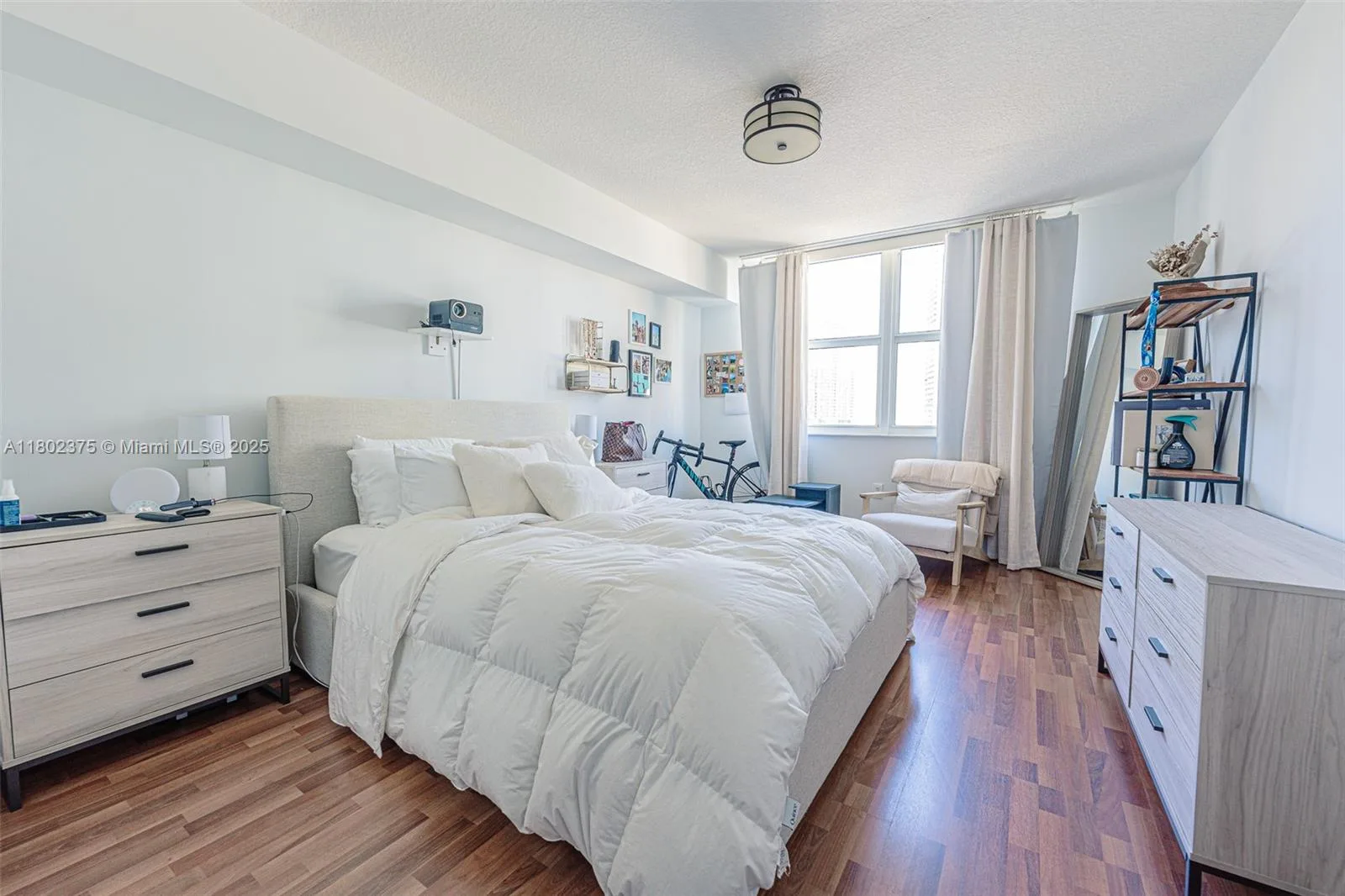 31 SE 5 ST # 1603, Miami, FL 33131 photo 9