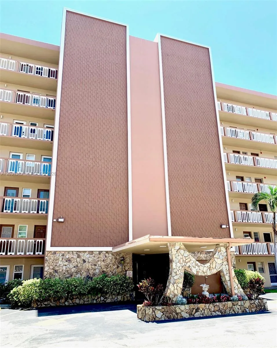 501 NE 14th Ave # 601, Hallandale Beach, FL 33009