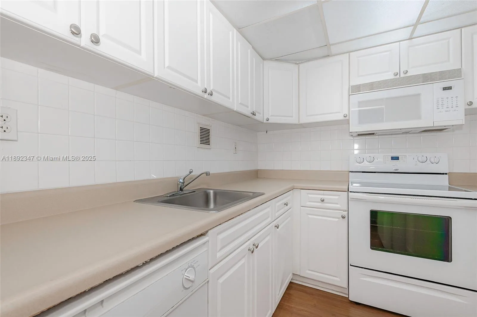 1200 West Ave # 1531, Miami Beach, FL 33139 photo 11