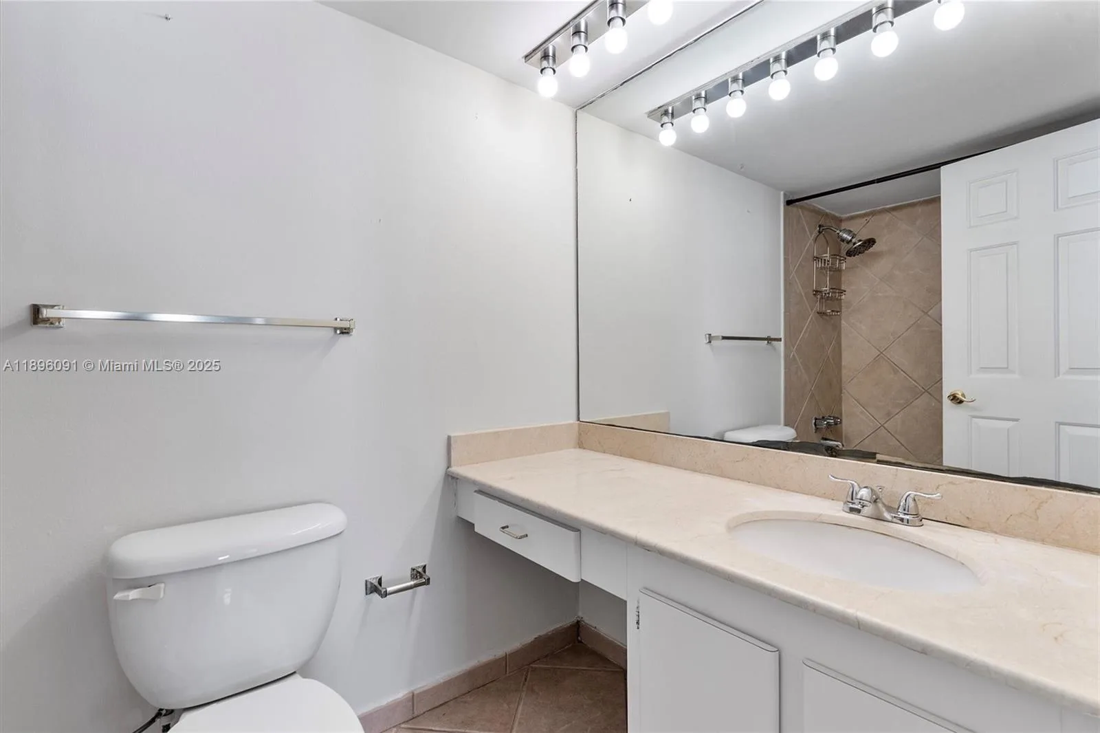 6770 Indian Creek Dr # 8R, Miami Beach, FL 33141 photo 11