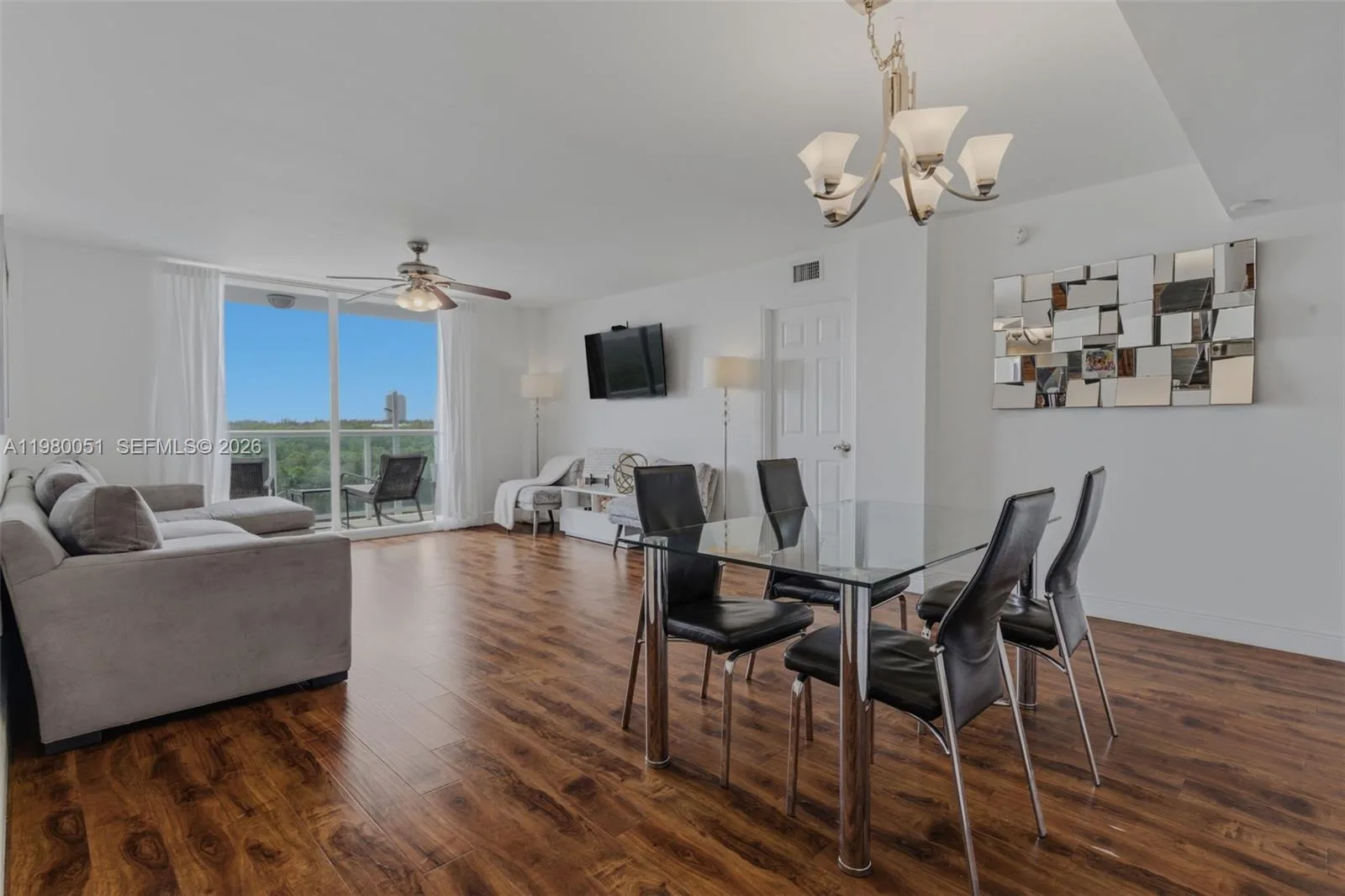 2841 NE 163rd St # 802, North Miami Beach, FL 33160