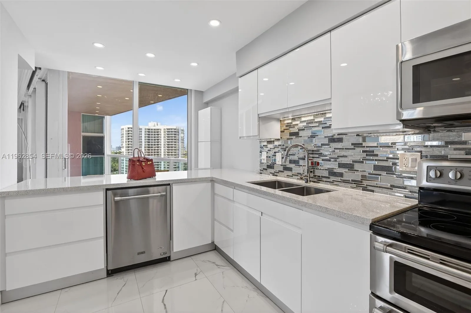 3370 Hidden Bay Dr # 1501, Aventura, FL 33180 photo 10