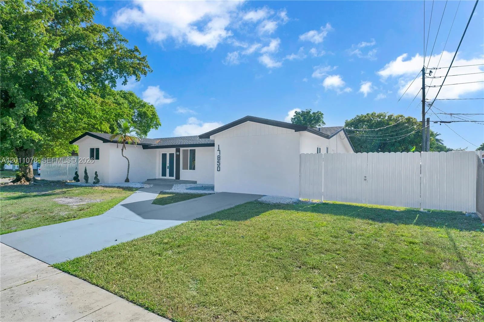 17850 SW 112th Ave, Miami, FL 33157 photo 2