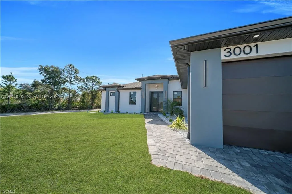 3001 41st ST, Lehigh Acres, FL 33971 photo 2