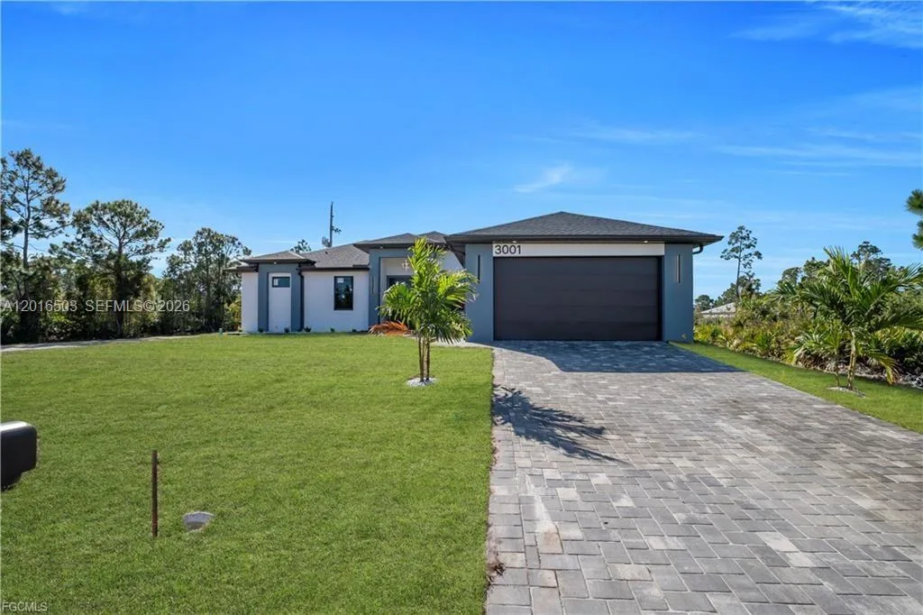 3001 41st ST, Lehigh Acres, FL 33971 photo 3