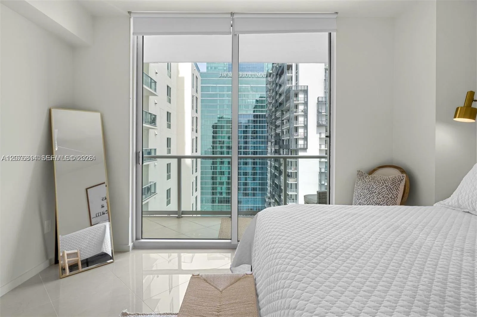 300 S Biscayne Blvd # T-3407, Miami, FL 33131 photo 13