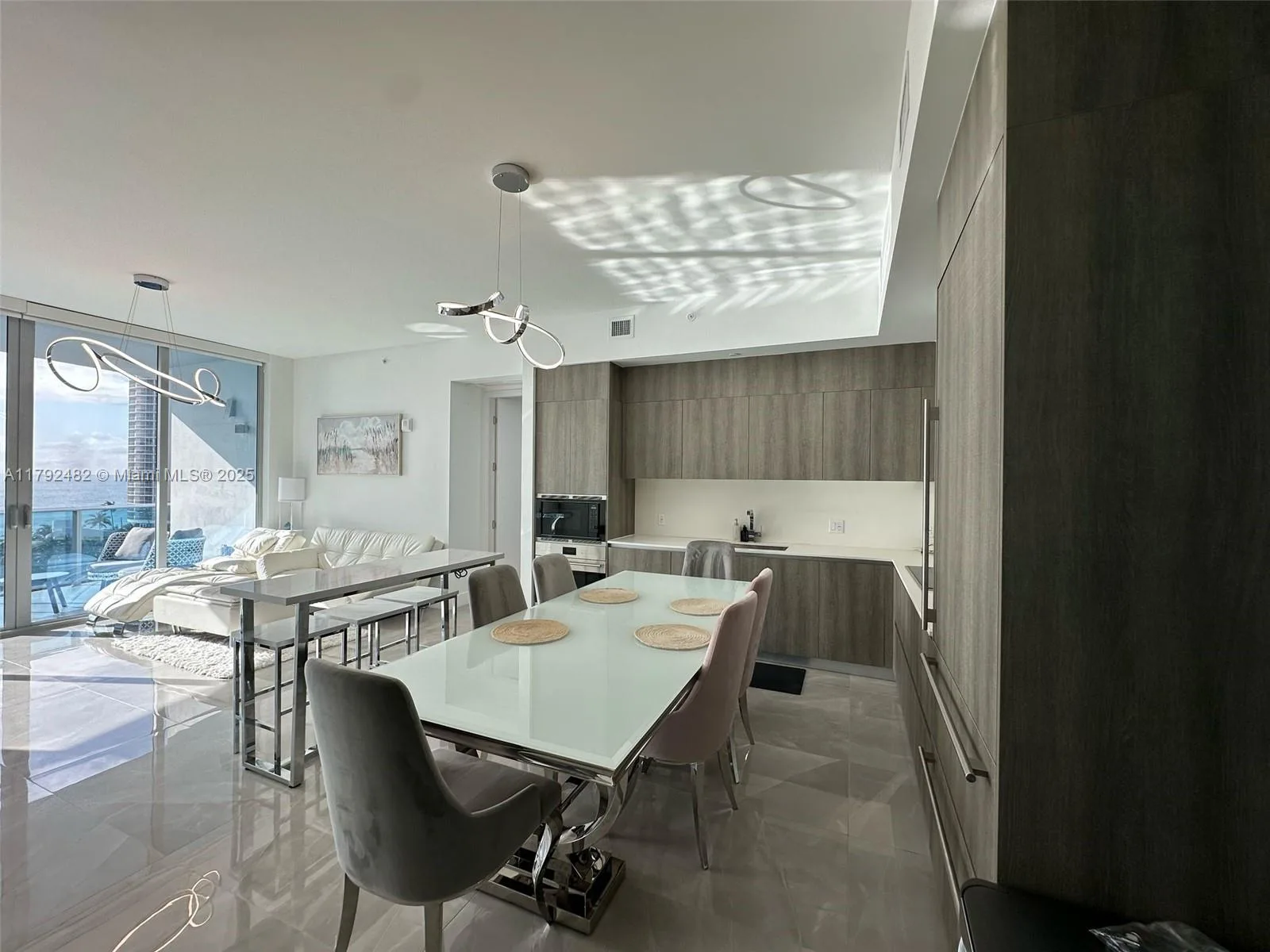 17550 Collins Ave # 902, Sunny Isles Beach, FL 33160 photo 3
