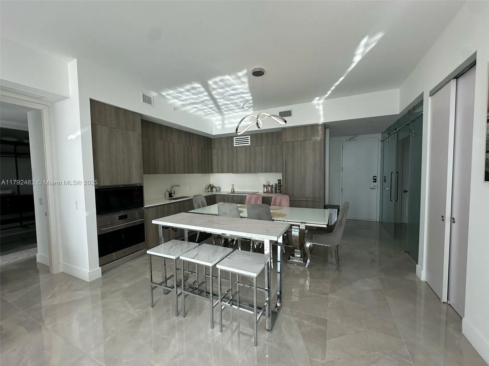 17550 Collins Ave # 902, Sunny Isles Beach, FL 33160 photo 4