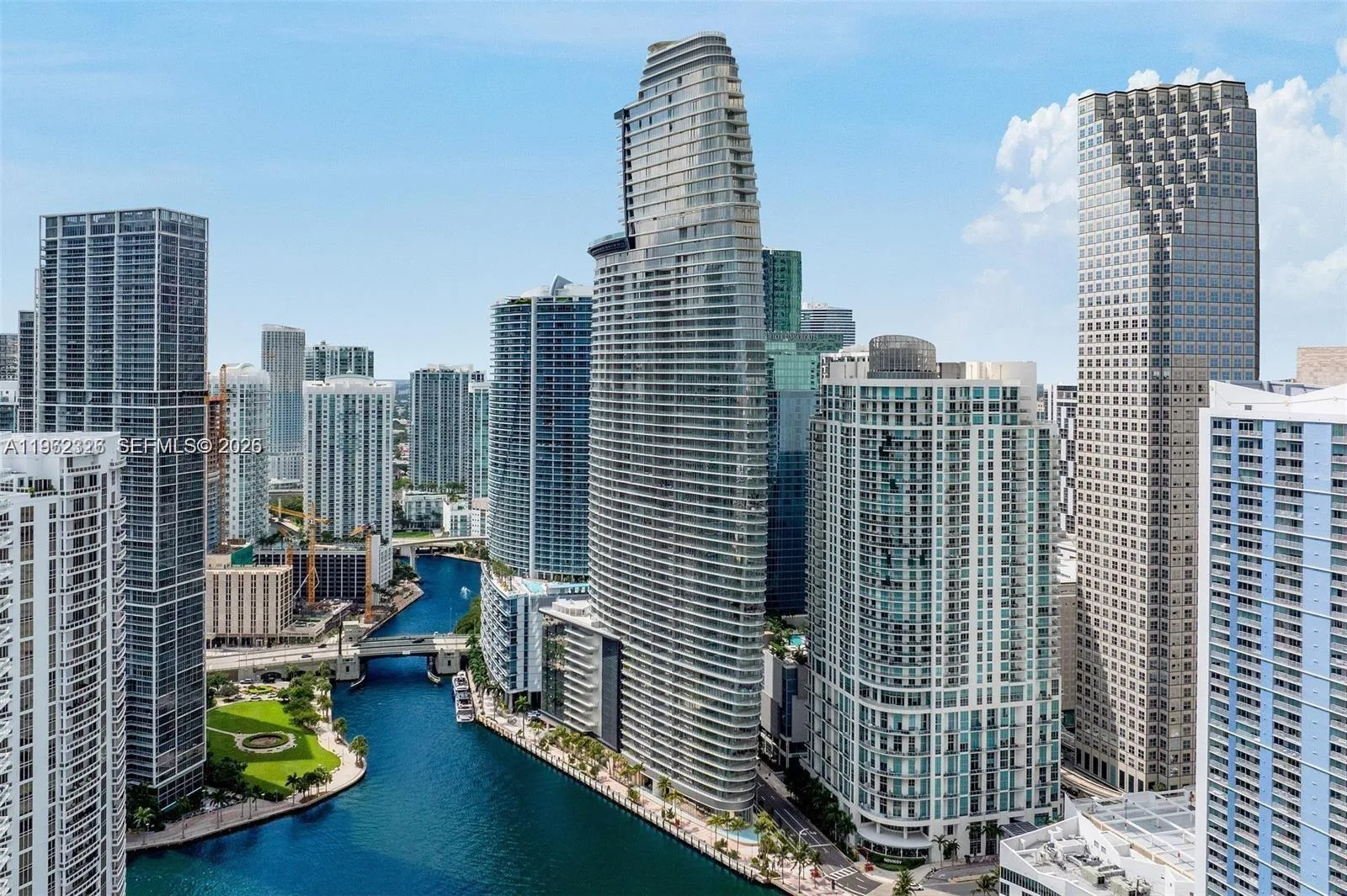 300 N Biscayne Boulevard Way # 4104C, Miami, FL 33131