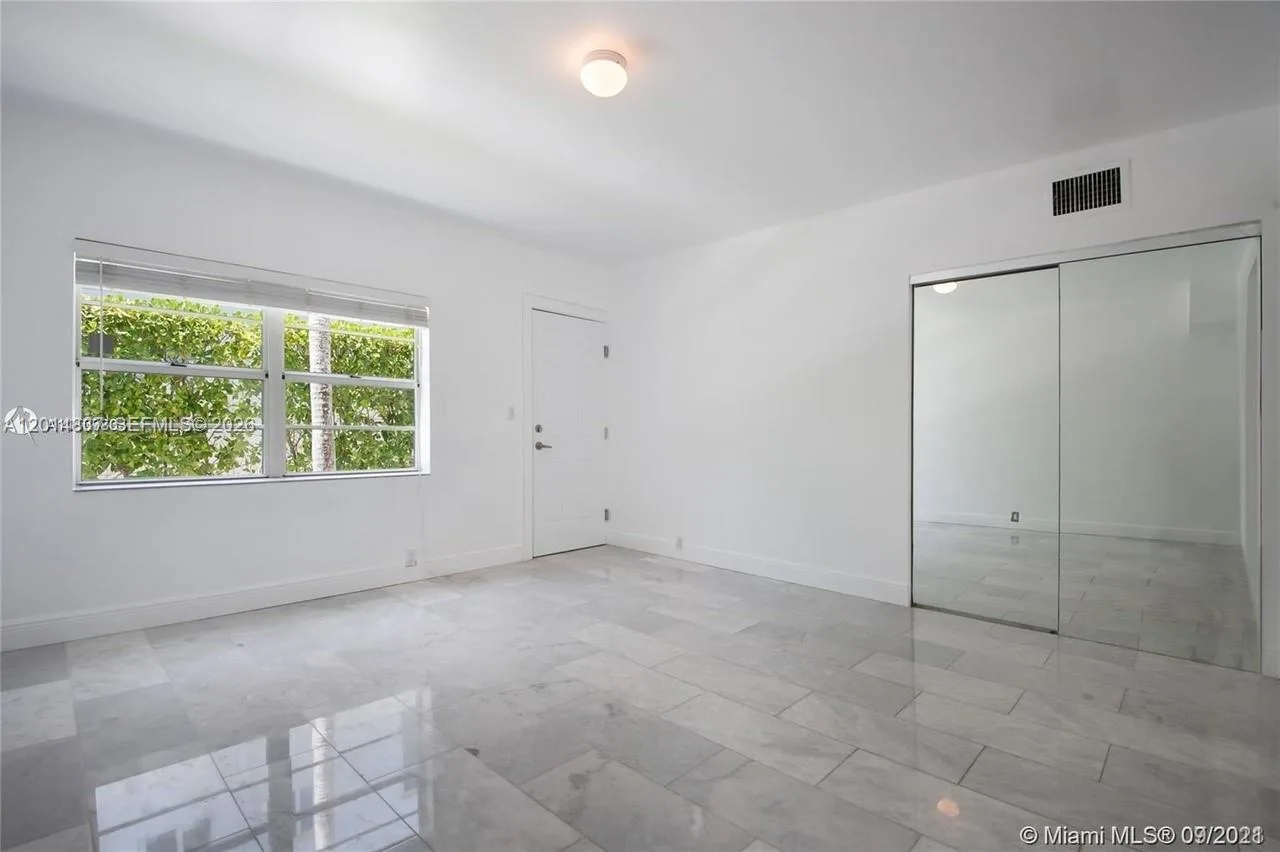 928 Jefferson Ave, Miami Beach, FL 33139 photo 3