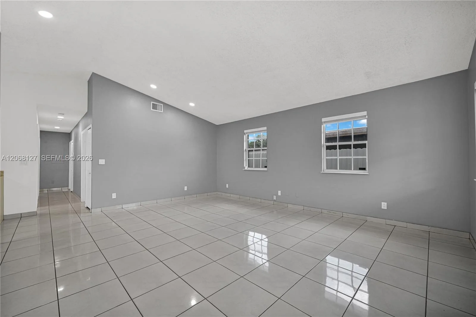 451 E 37st, Hialeah, FL 33013 photo 9