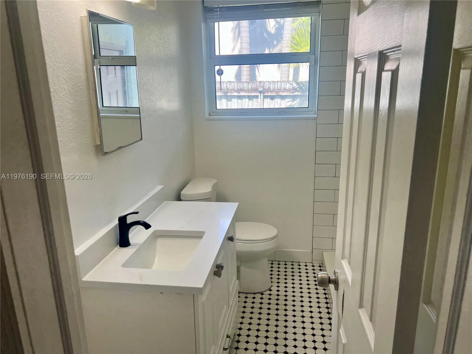 630 NE 15th Ct, Fort Lauderdale, FL 33304 photo 9