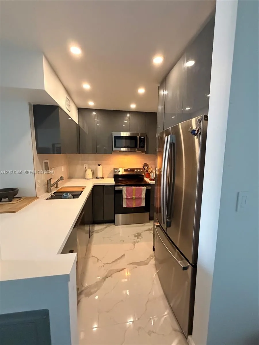 1200 West Ave # 1431, Miami Beach, FL 33139
