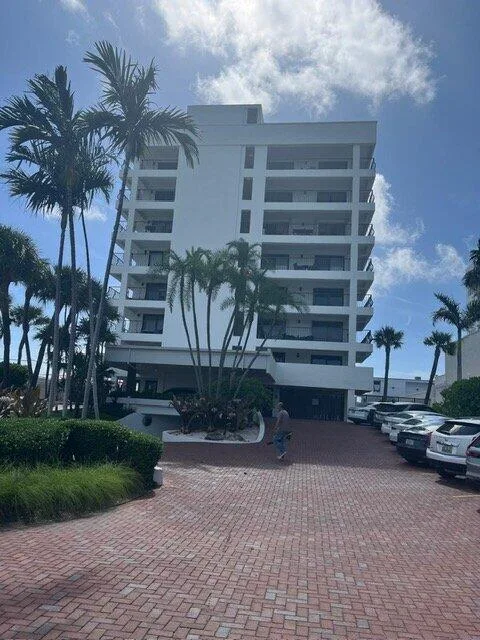 5415 COLLINS Avenue # 202A, Miami Beach, FL 33140 photo 4