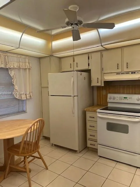 1101 Colony Point Cir # 318, Pembroke Pines, FL 33026 photo 12