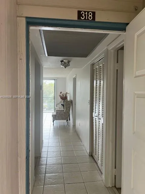1101 Colony Point Cir # 318, Pembroke Pines, FL 33026 photo 4