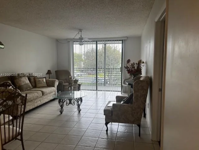 1101 Colony Point Cir # 318, Pembroke Pines, FL 33026 photo 6