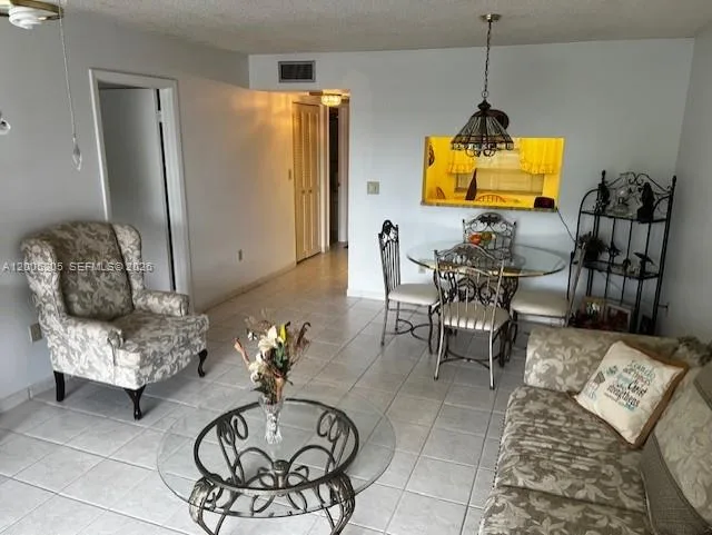 1101 Colony Point Cir # 318, Pembroke Pines, FL 33026 photo 8
