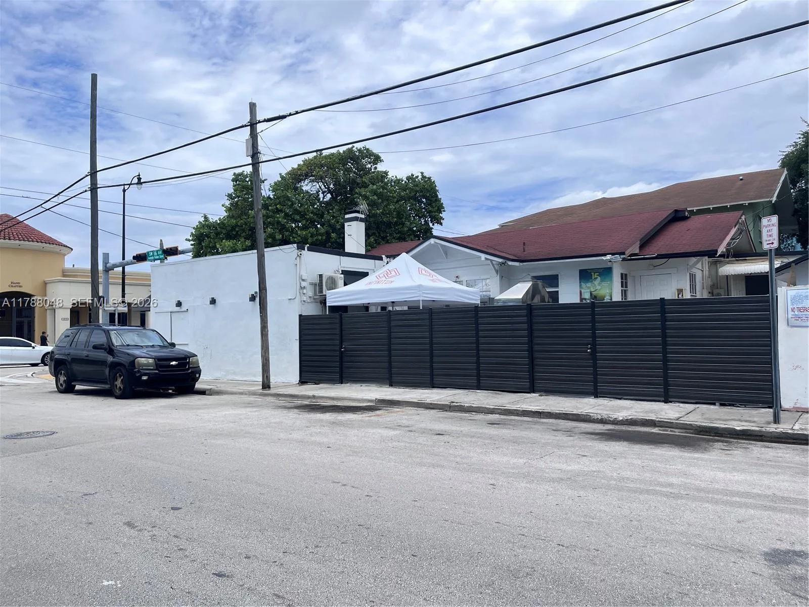 1574 SW 1st St, Miami, FL 33135 photo 3