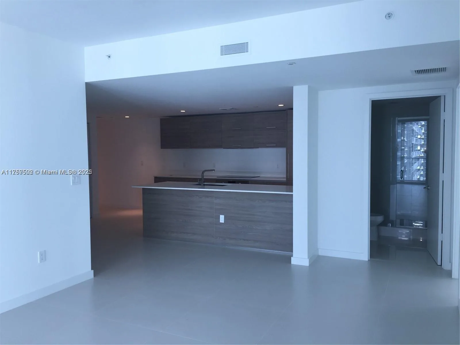 1300 S Miami Ave # 1910, Miami, FL 33130 photo 3